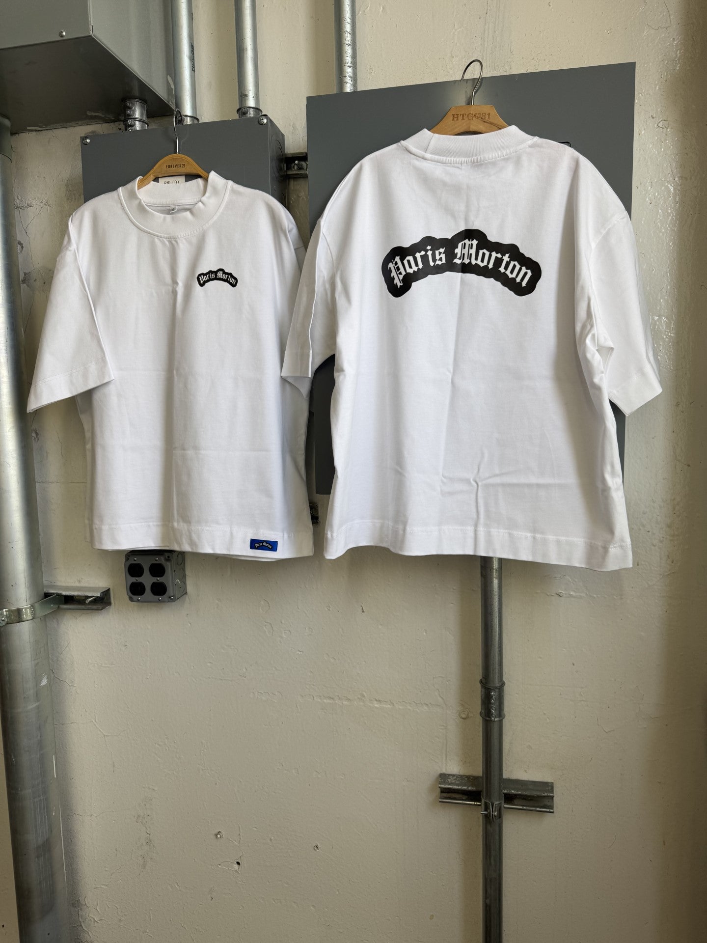 Signature Logo Tee
