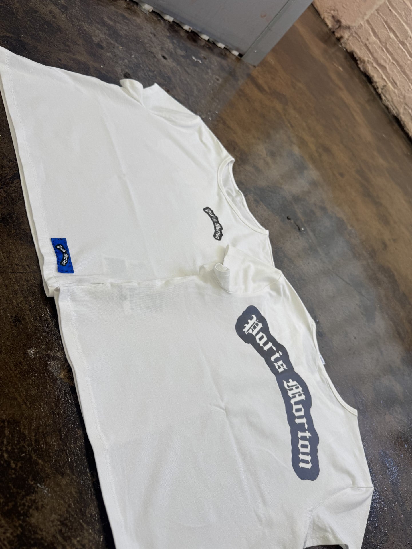 Crop Top Signature Tee